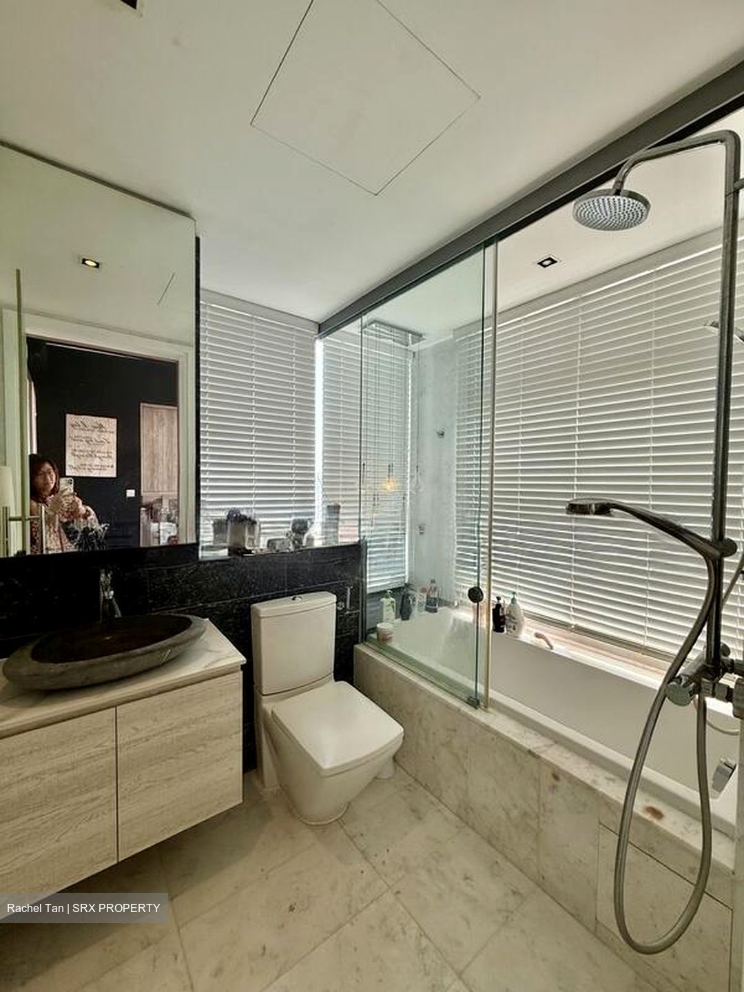 Starlight Suites (D9), Apartment #581113131